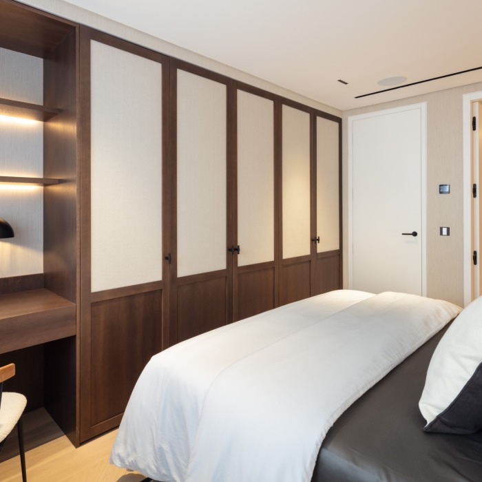 Modern Luxury 3 Bedroom Apartment in Puente Romano Marina, Marbella Golden Mile | Image 25