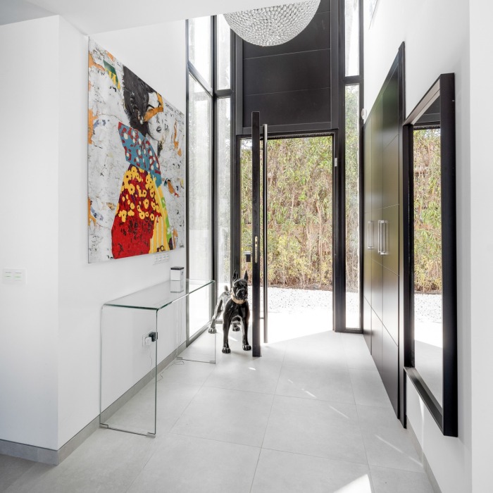 Villa Moderne avec Vue Mer Epoustouflante de 5 Chambres à Nueva Andalucia | Image 14