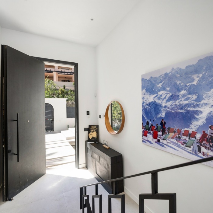 Designer 4 Bedroom Sea View Villa at Los Naranjos Hill Club in Nueva Andalucia | Image 12