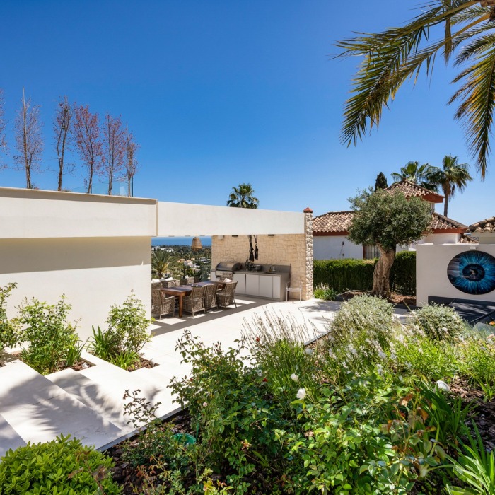 Sea View Villa for Rent in Los Naranjos in Nueva Andalucia, Marbella3
