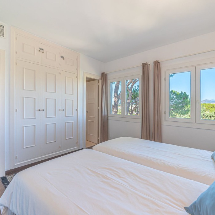 3 Bedroom Golf View Triplex Penthouse in Los Pinos de Aloha, Nueva Andalucia | Image 7