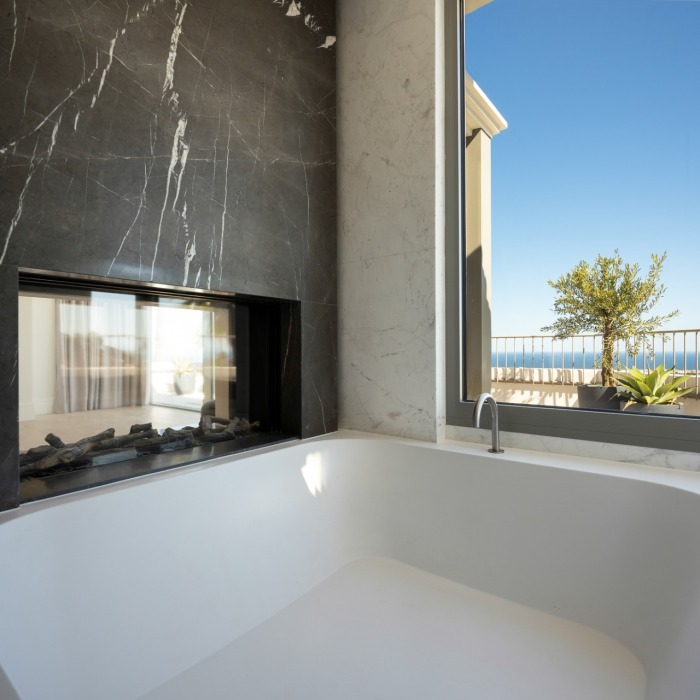 Villa Ultra Design de 7 Dormitorios con Impresionantes Vistas al Mar en Monte Halcones, Benahavis | Image 88