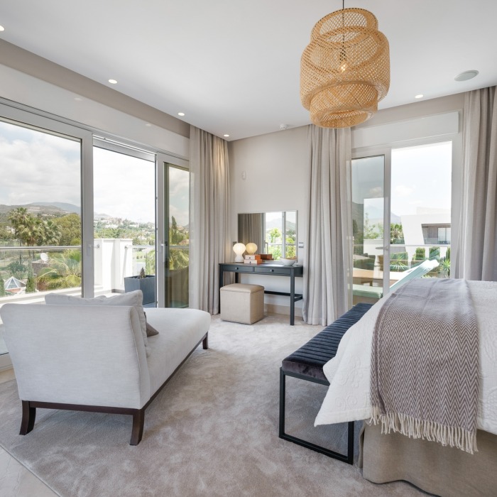 5 Bedroom Golf View Villa in Nueva Andalucia | Image 41