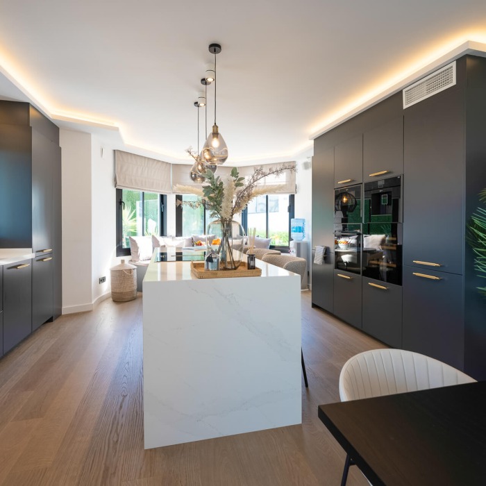 Villa Andalouse Designé dans un Style Scandinave de 5 Chambres à La Quinta, Benahavis | Image 25