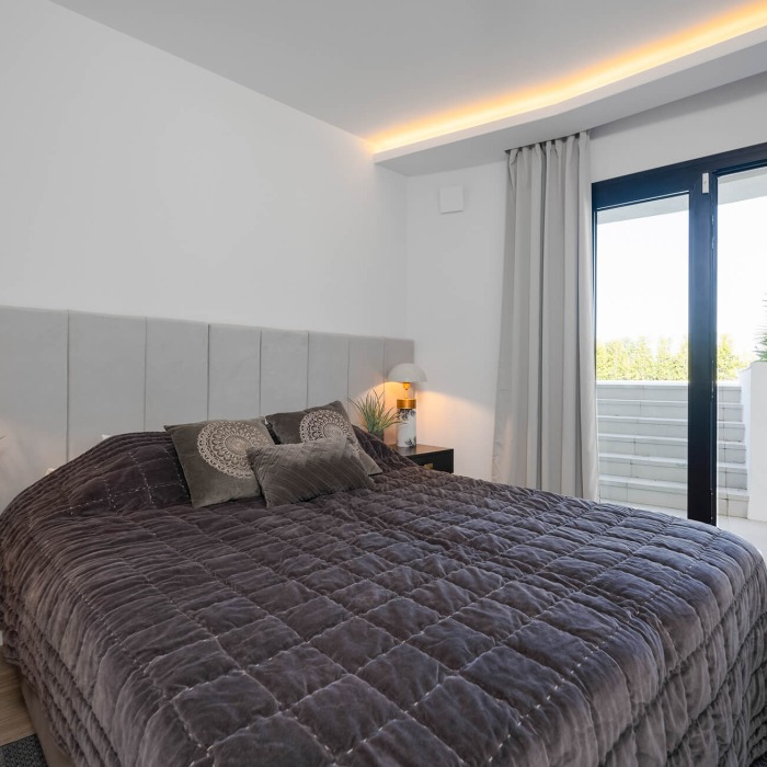 Andalusian Villa Designed in Scandinavian Style with 5 Bedrooms in La Quinta, Benahavis | Image 64