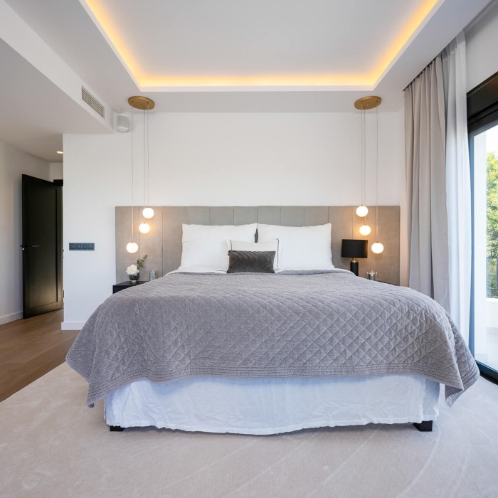 Andalusian Villa Designed in Scandinavian Style with 5 Bedrooms in La Quinta, Benahavis | Image 50