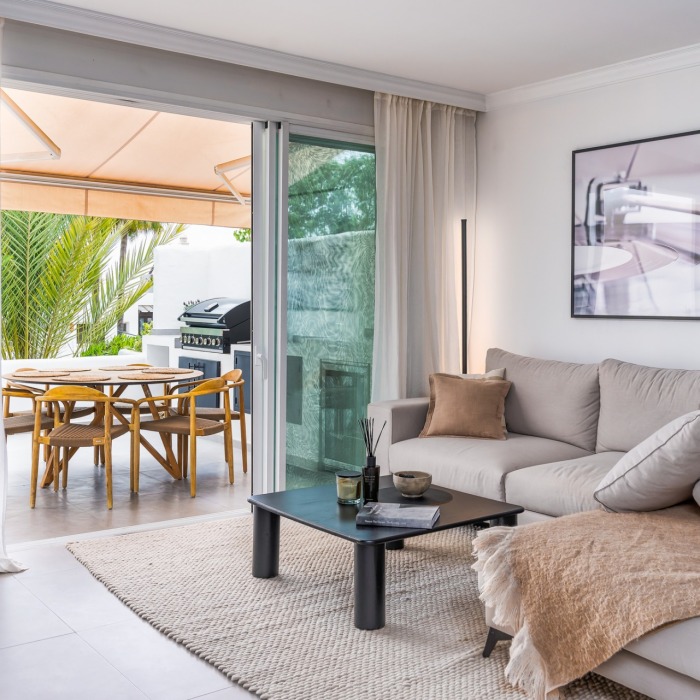 Modern 3 Bedroom Apartment in La Quinta in Benahavis, Marbella | Image 6
