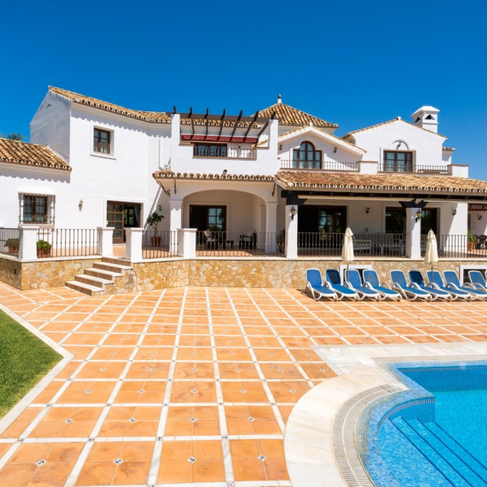 8 Bedroom Andalusian Mansion in Cancelada, Estepona | Image 10