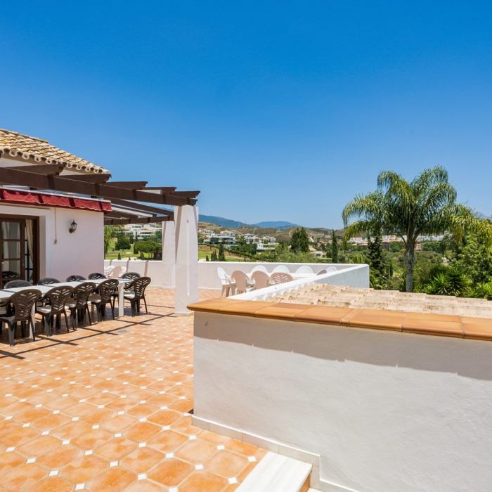 8 Bedroom Andalusian Mansion in Cancelada, Estepona | Image 12