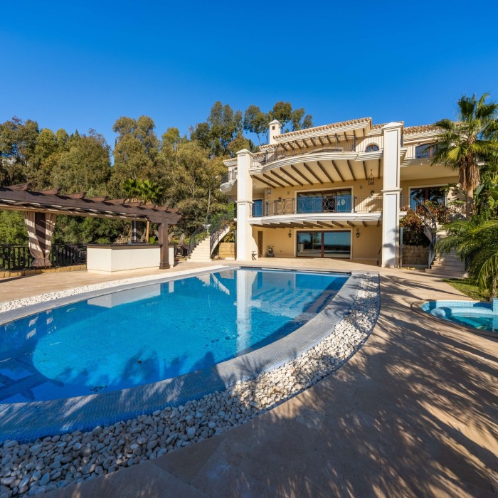 Andalusian villa with panoramic views for sale in Los Monteros, Marbella East Spain2
