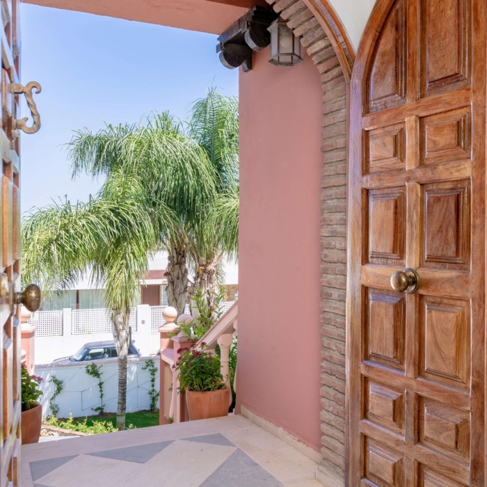 4 Bedroom Andalusian Villa with Sea Views in Valle Romano in Estepona, Spain | Image 29