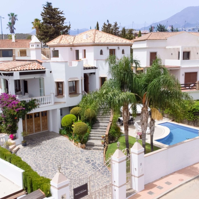 4 Bedroom Andalusian Villa with Sea Views in Valle Romano in Estepona, Spain | Image 18