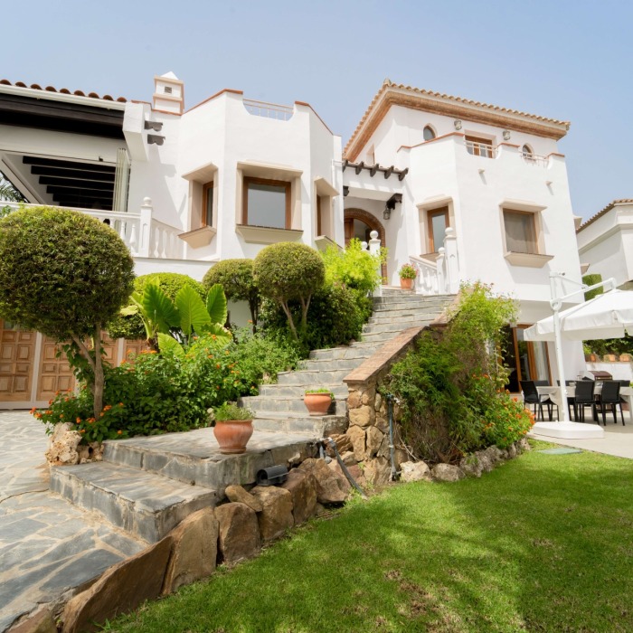 4 Bedroom Andalusian Villa with Sea Views in Valle Romano in Estepona, Spain | Image 17