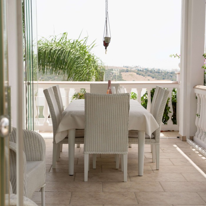 4 Bedroom Andalusian Villa with Sea Views in Valle Romano in Estepona, Spain | Image 15