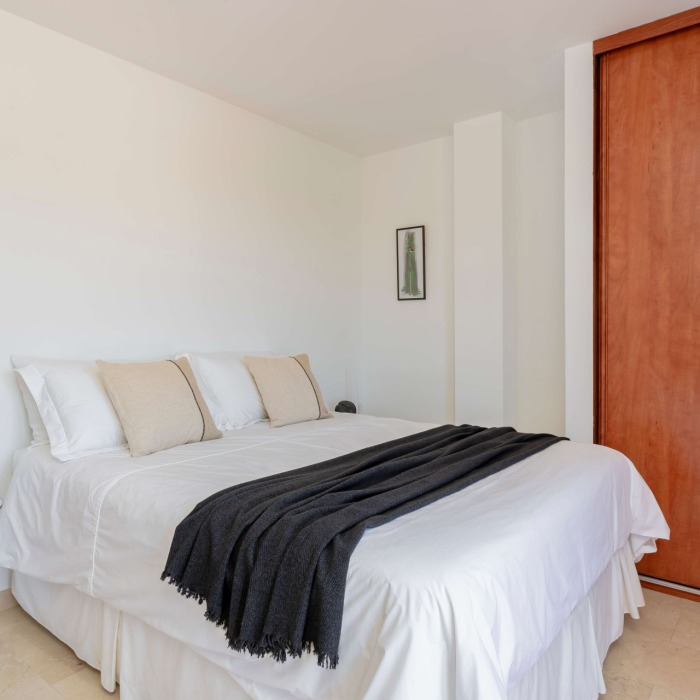 4 Bedroom Andalusian Villa with Sea Views in Valle Romano in Estepona, Spain | Image 48