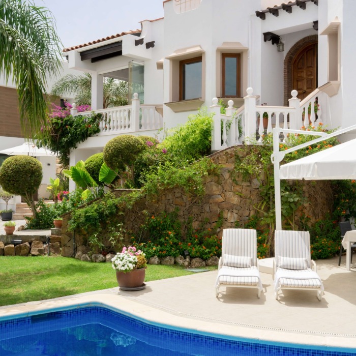 Andalusian villa with sea view and golf view for sale in Valle Romano in Estepona in Spain40