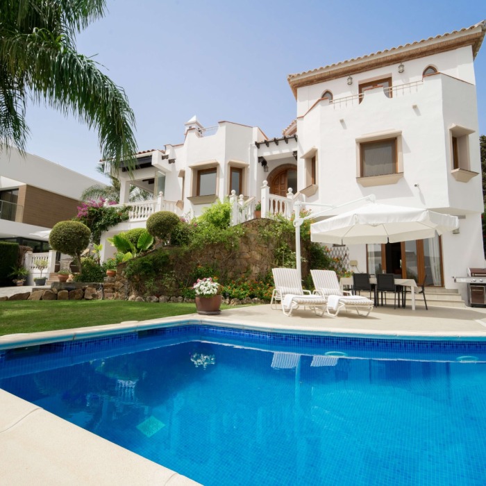 4 Bedroom Andalusian Villa with Sea Views in Valle Romano in Estepona, Spain | Image 10