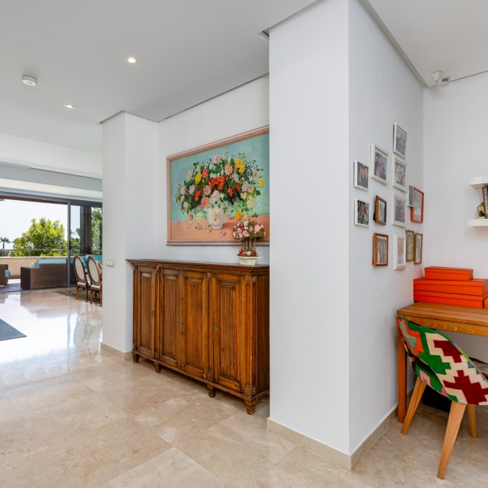 3 Bedroom Sea View Apartment in Imara, Marbella Golden Mile | Image 22
