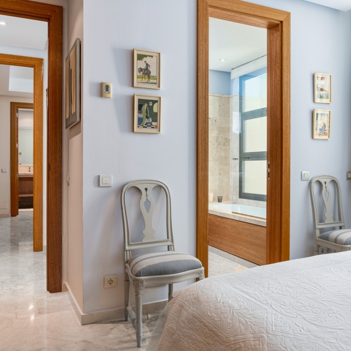 3 Bedroom Sea View Apartment in Imara, Marbella Golden Mile | Image 14