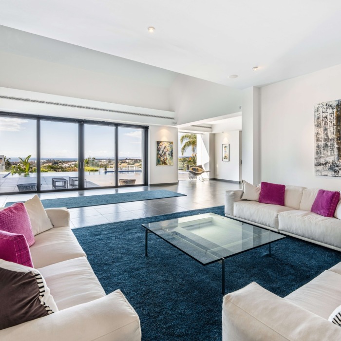 Contemporary Villa With Panoramic 5 Bedroom Sea Views at Los Flamingos Golf Resort, Benahavis | Image 17