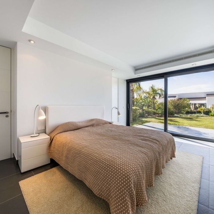 Contemporary Villa With Panoramic 5 Bedroom Sea Views at Los Flamingos Golf Resort, Benahavis | Image 15