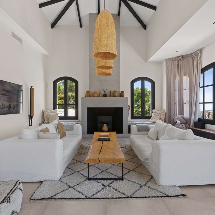 Impressionnante Villa Andalouse de 5 Chambres à Benahavis | Image 1