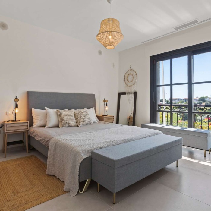 Impressive 5 Bedroom Andalusian Villa in Benahavis | Image 66