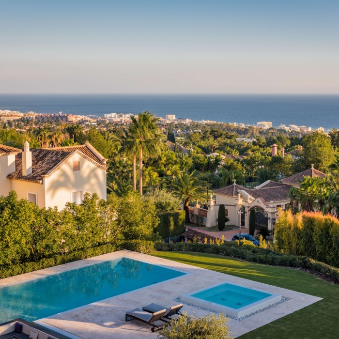 Luxurious Modern 6 Bedroom Villa in Sierra Blanca, Marbella Golden Mile | Image 36