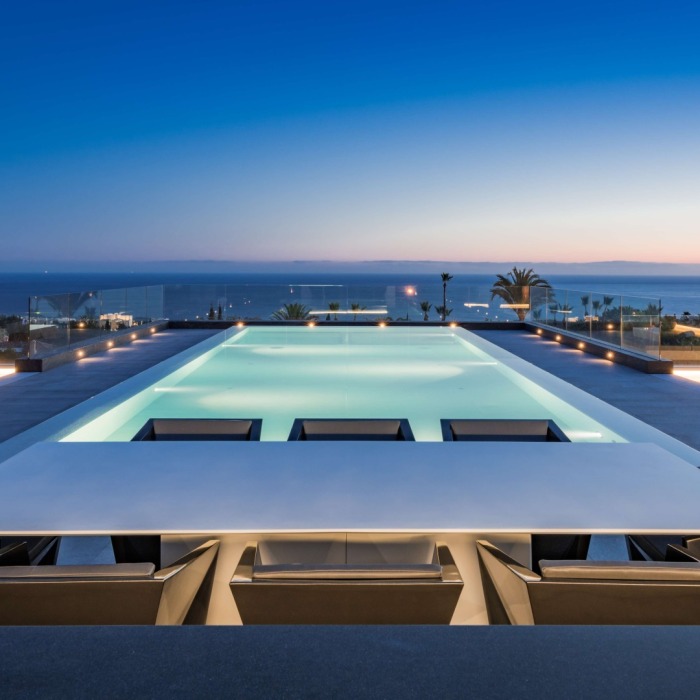 Luxurious Modern 6 Bedroom Villa in Sierra Blanca, Marbella Golden Mile | Image 8