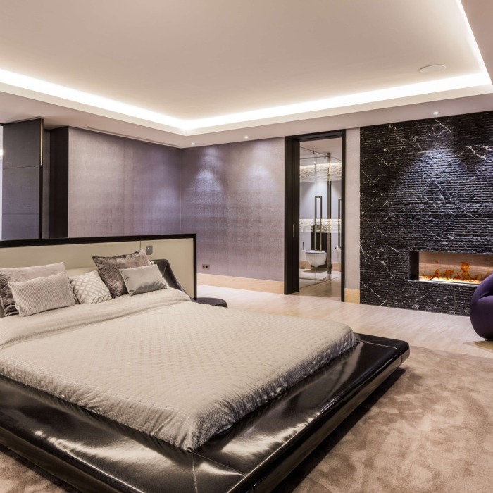 Luxurious Modern 6 Bedroom Villa in Sierra Blanca, Marbella Golden Mile | Image 15