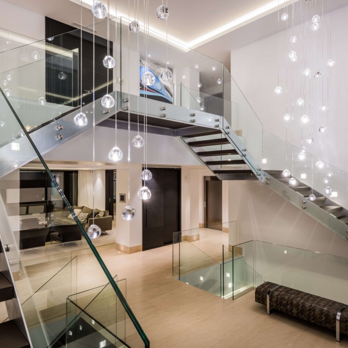 Luxurious Modern 6 Bedroom Villa in Sierra Blanca, Marbella Golden Mile | Image 19