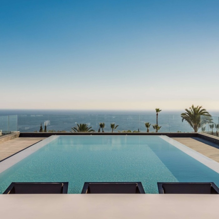 Luxurious Modern 6 Bedroom Villa in Sierra Blanca, Marbella Golden Mile | Image 56