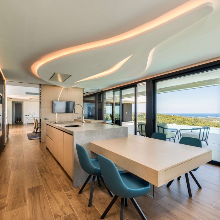 Luxurious Modern 5 Bedroom Villa in La Reserva de Sotogrande | Image 4