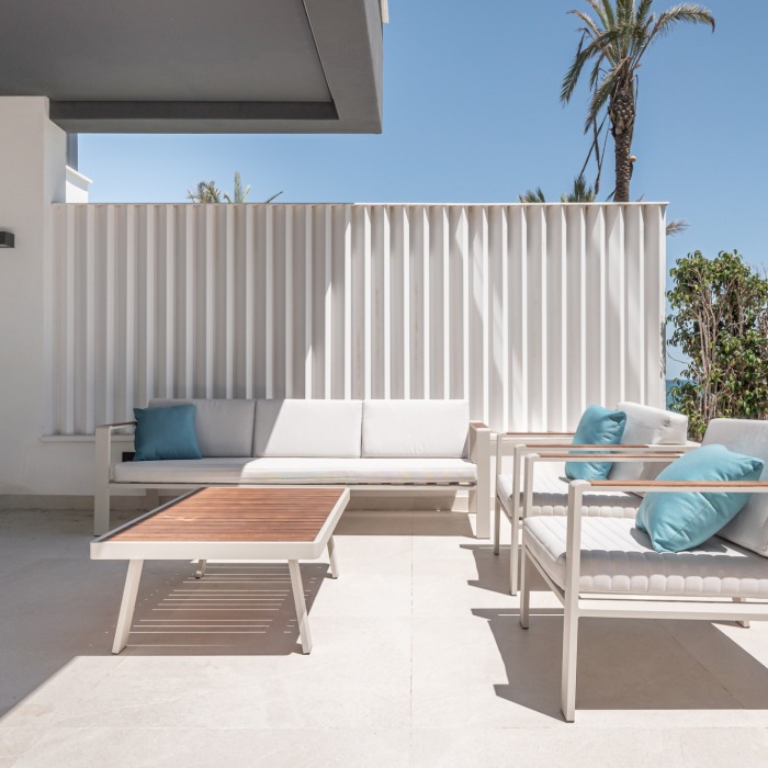 Luxury 3 Bedroom Frontline Beach Townhouse in Guadalobon, Estepona | Image 4