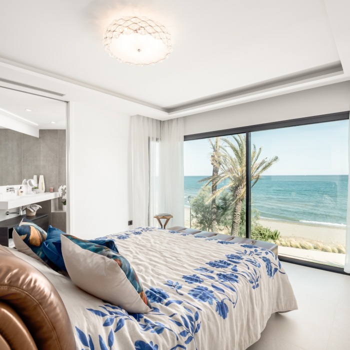 Luxury 3 Bedroom Frontline Beach Townhouse in Guadalobon, Estepona | Image 6