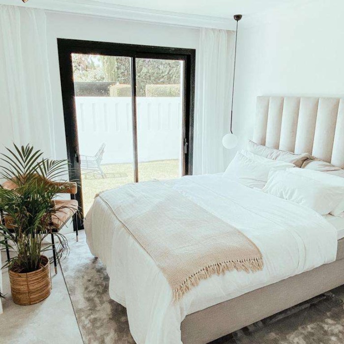 Boheme Chic 5 Bedroom Villa in Parcelas del Golf, Nueva Andalucia | Image 2