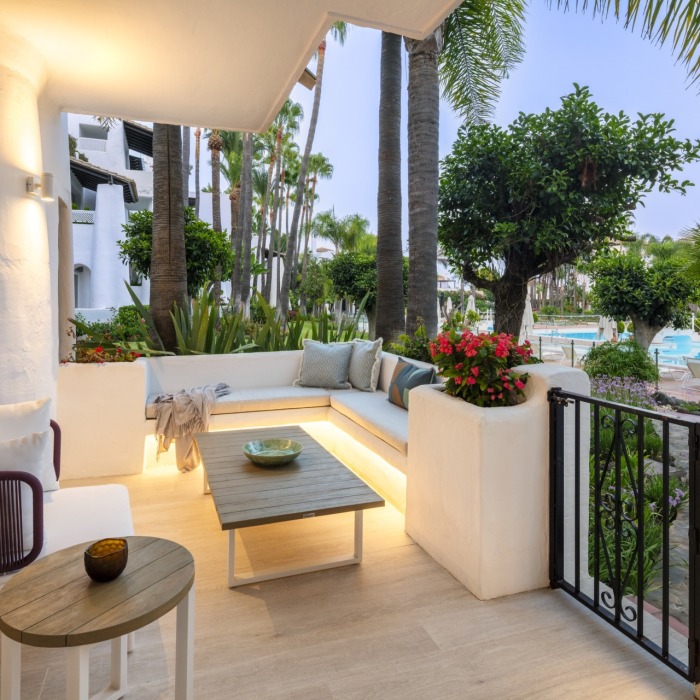 Modern 3 Bedroom Apartment in Marina De Puente Romano in Marbella Golden Mile | Image 17