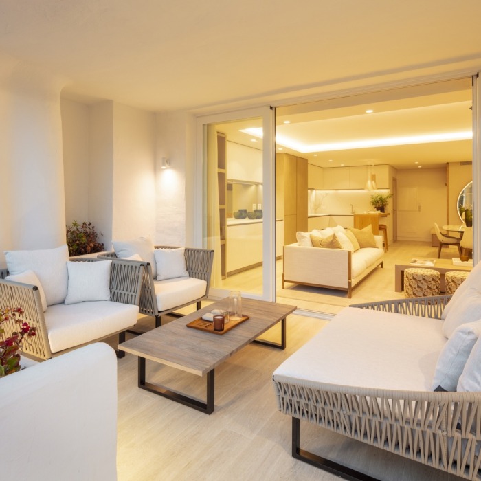 Modern 3 Bedroom Apartment in Marina De Puente Romano in Marbella Golden Mile | Image 14