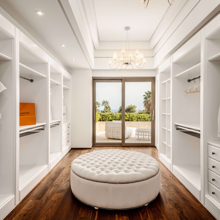 Modern Luxury 7 Bedroom Villa in Sierra Blanca, Marbella Golden Mile | Image 11