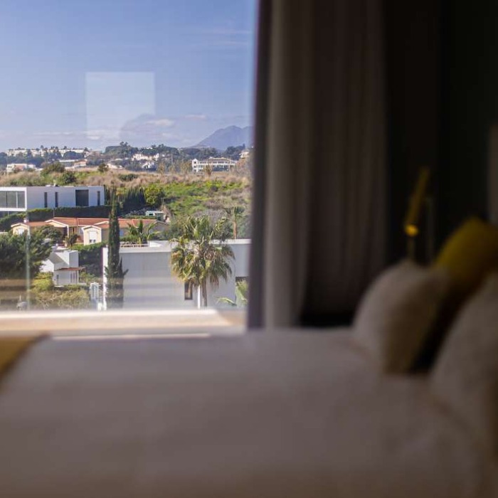 Modern 6 Bedroom Villa in Los Olivos, Nueva Andalucia | Image 27