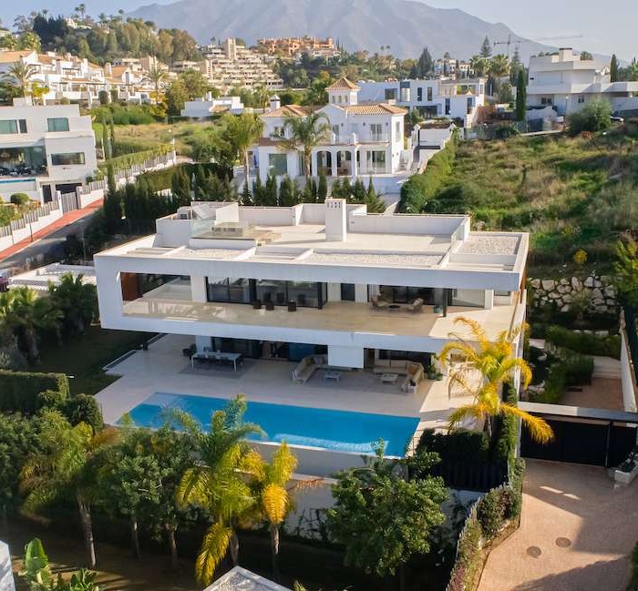 modern villa for rent in Nueva Andalucia, Marbella Spain140