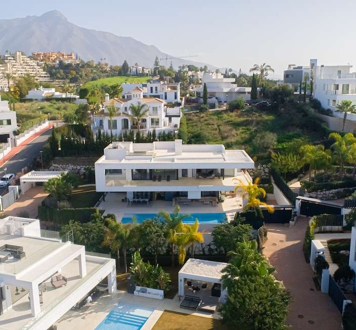 Villa Modern de 6 Chambres à Nueva Andalucia, Marbella | Image 8