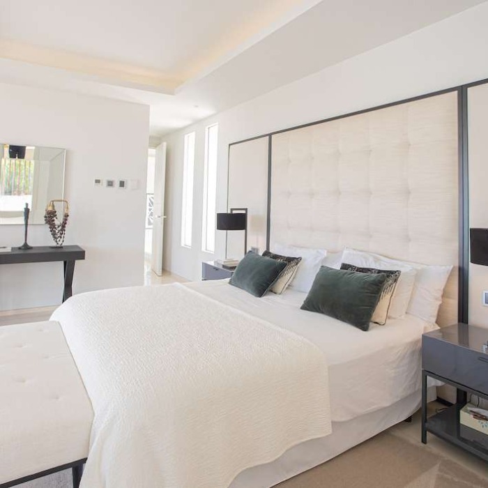 Modern 6 Bedroom Villa in Los Olivos, Nueva Andalucia | Image 97