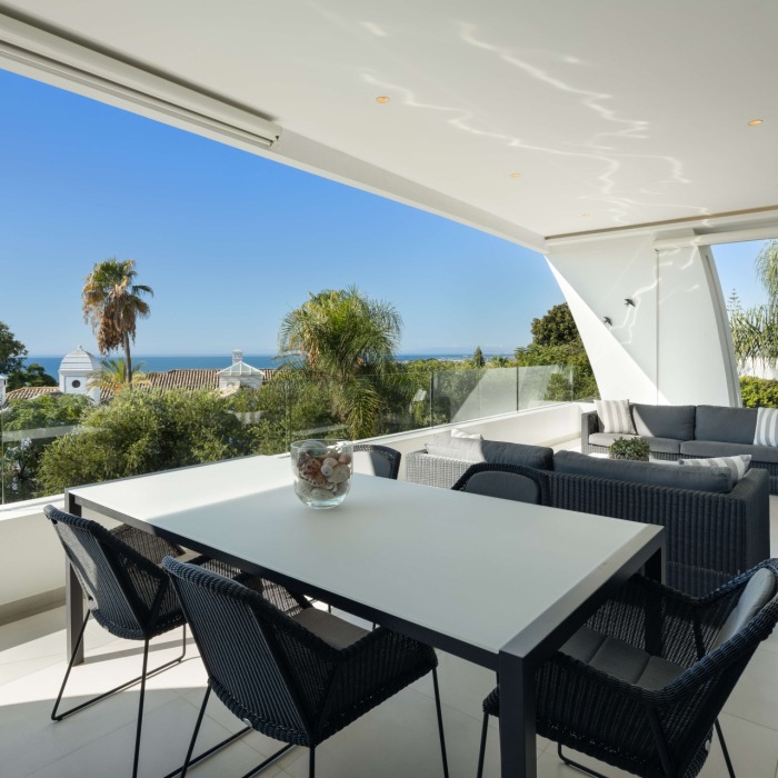 Duplex Penthouse de 3 Chambres avec Vue Mer Panoramique à Sierra Blanca, Marbella Golden Mile | Image 1