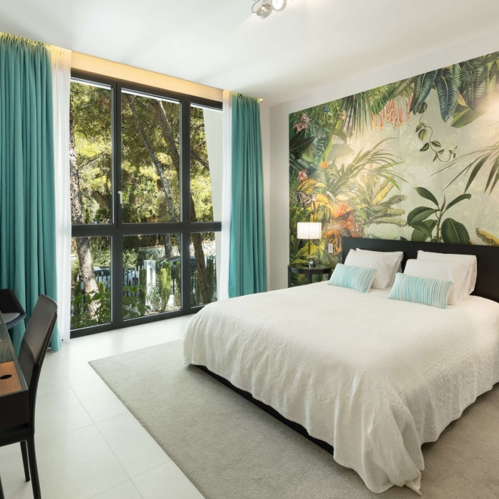 Ático Dúplex de 3 Dormitorios con Vistas Panorámicas al Mar en Sierra Blanca, Milla de Oro de Marbella | Image 12