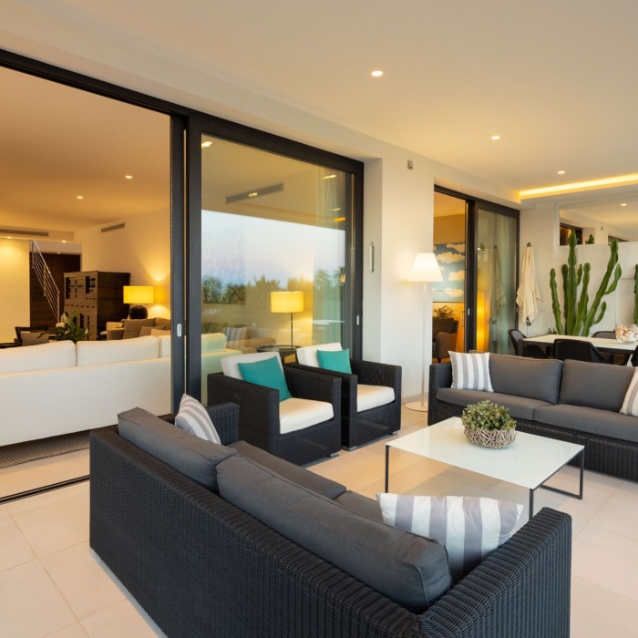 Duplex Penthouse de 3 Chambres avec Vue Mer Panoramique à Sierra Blanca, Marbella Golden Mile | Image 16