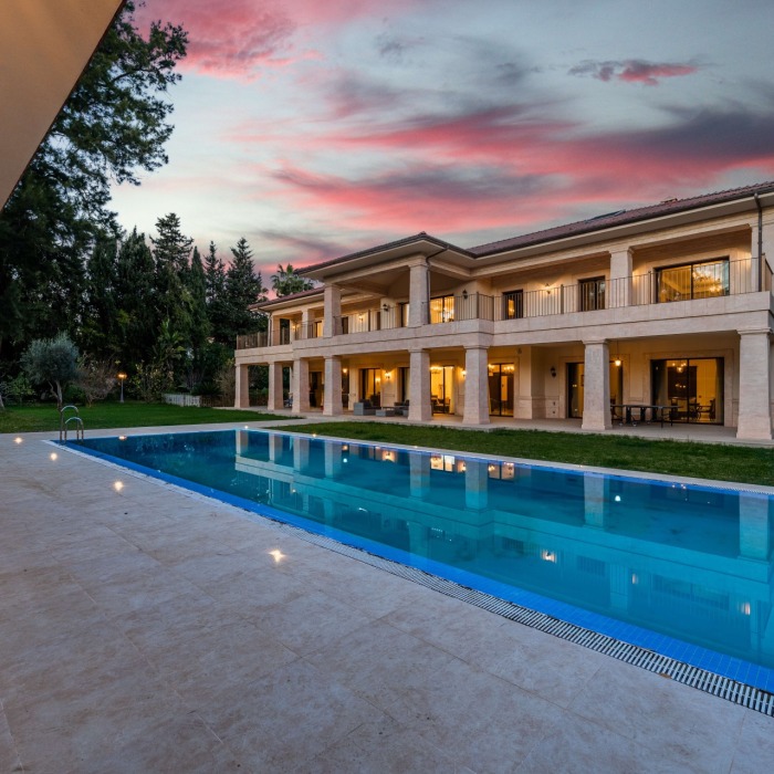 Luxury villa for sale in Guadalmina Baja in San Pedro De Alcantara, Marbella Spain10