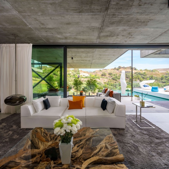 Modern 5 Bedroom Frontline Golf Villa with Breathtaking Views at Marbella Club Golf Resort in Benahavis | Image 11