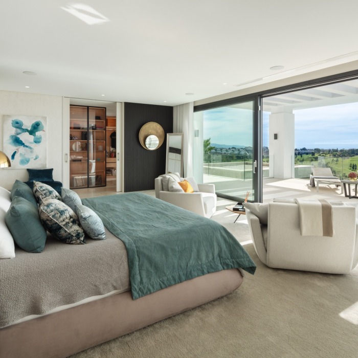 Modern 7 Bedroom Sea View Villa in El Paraiso in Estepona | Image 26
