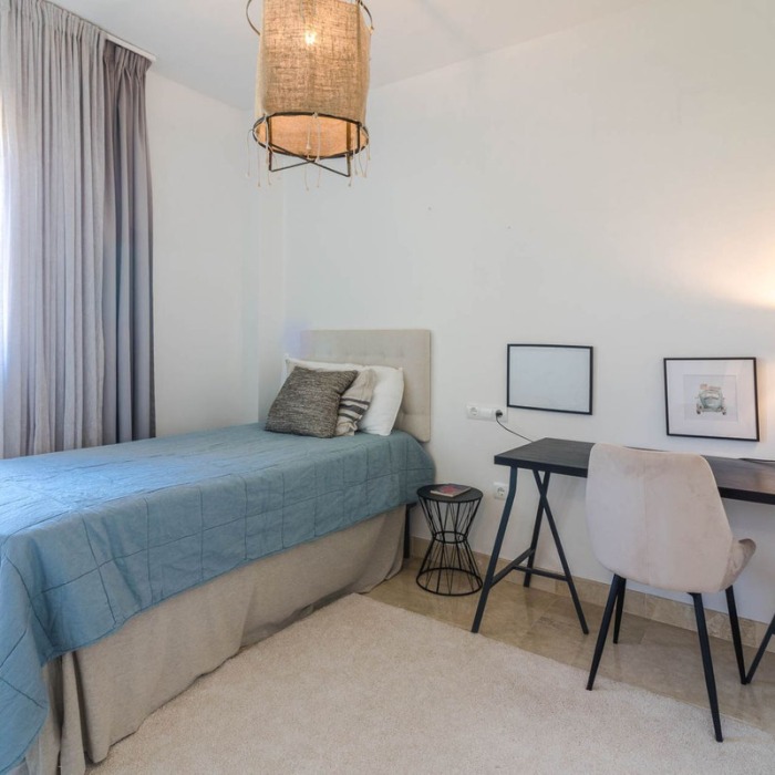 Modern 3 Bedroom Penthouse with Sea View in Benahavis | Image 16